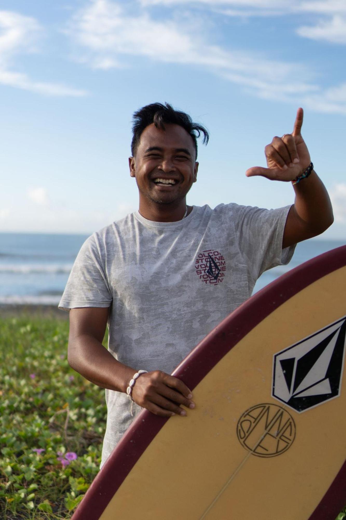 Hotel Medewi Secret Surfcamp Pulukan Esterno foto